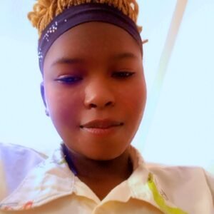 ALOGANVINON Gloria Ludwine